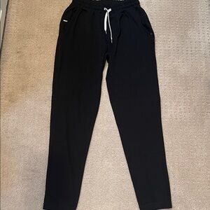 Vuori Men's Black Joggers - Like New